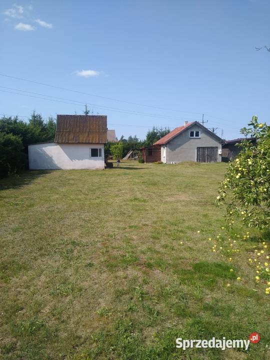 Działka budowlana z budynkami Świętajno sprzedam