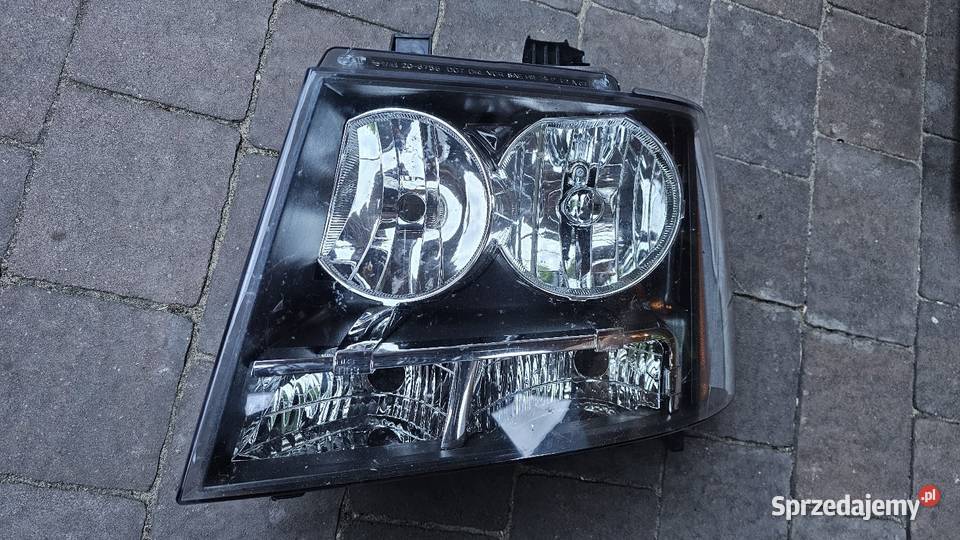 Lampa przednia lewa Chevrolet Suburban Tahoe mazowieckie Garwolin