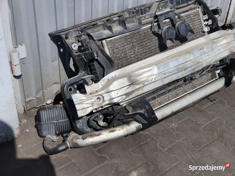 PAS PRZEDNI AUDI A6 C6 4F0260401P Lipno