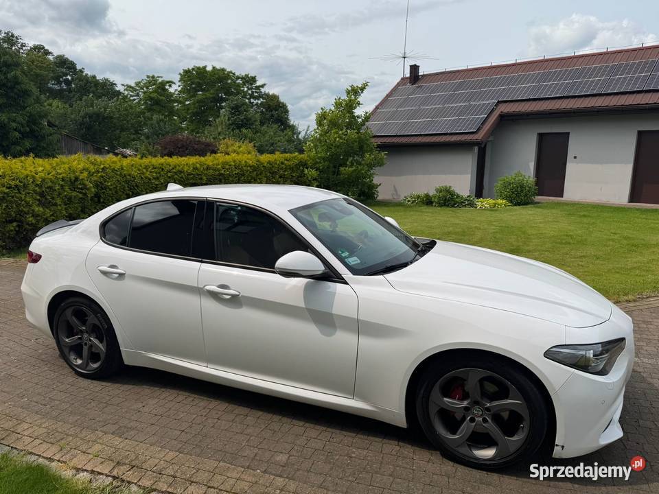 Alfa Romeo Giulia 22 na FAKTURA VAT23 Automat nieuszkodzony wielkopolskie sprzedam