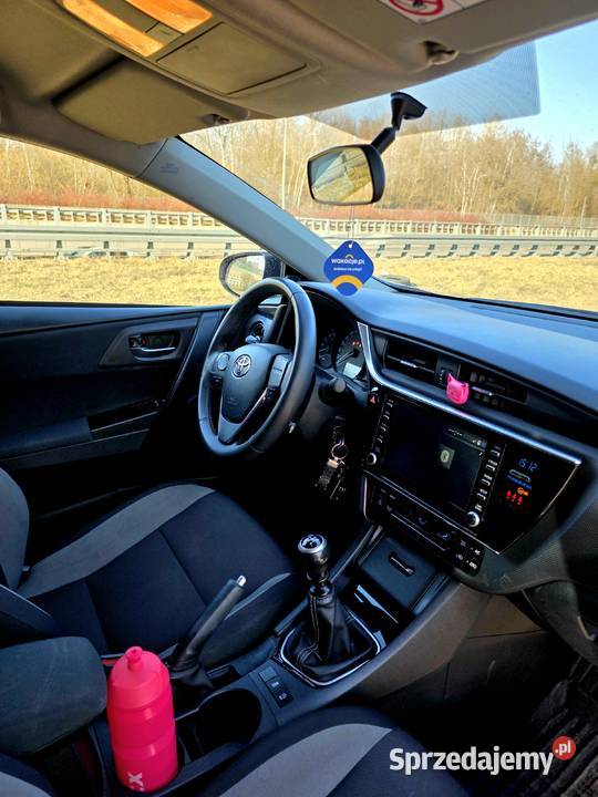 TOYOTA AURIS 2016 14 D4D osoby prywatnej mazowieckie Warszawa sprzedam