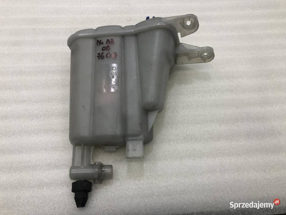 ZBIORNIK WYRÓWNAWCZY AUDI A4 B8 8K0121403G 0716