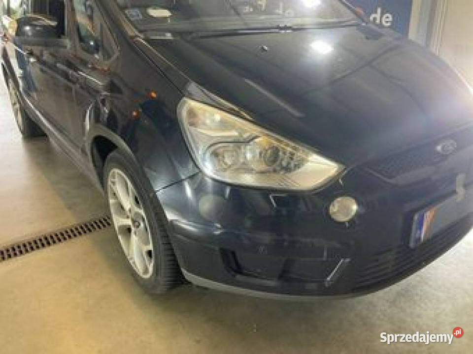 Ford S 7Osób 20 Benzyna Titanium PodgFotele Pdc