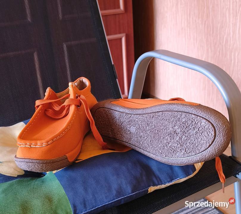 Buty wygodne szerokie 42 Zawory