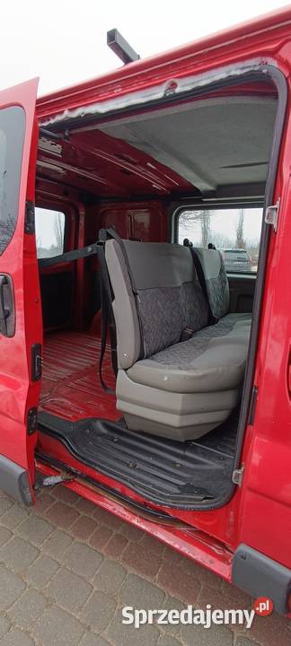 Opel Vivaro 19 DTI 101 6 biegów Hak Brygadówka nieuszkodzony Rzeszów sprzedam