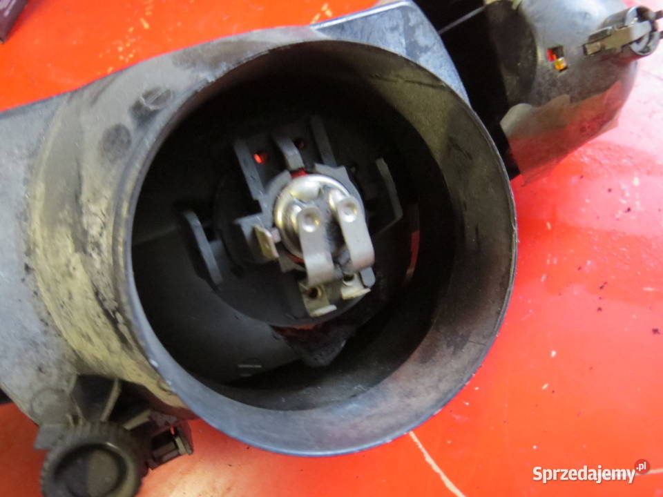 PEUGEOT ELYSEO 50 80 125 9801 lampa przód Części i akcesoria motocyklowe Warszawa