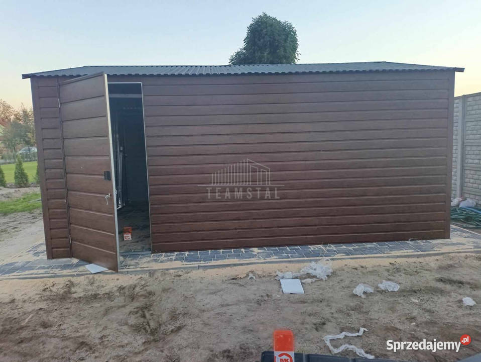 Garaż blaszany 4x5m Brama uchylna drzwi okno