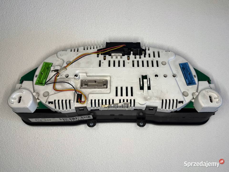 LICZNIK ZEGARY PRĘDKOŚCIOMIERZ AUDI A4 B6 osobowe