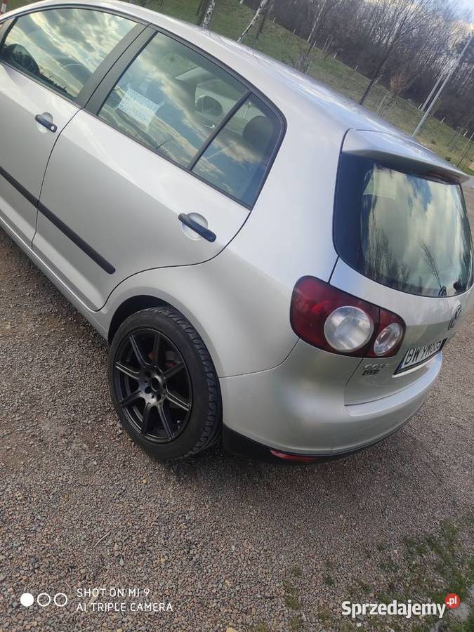 Golf 5 plus 14 MPI benzyna Mały przebieg immobilizer Czeladź