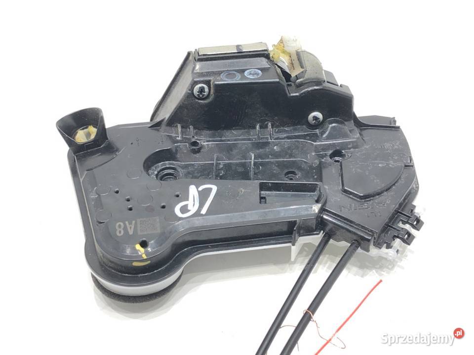 ZAMEK DRZWI LEWY PRZÓD TOYOTA COROLLA E21