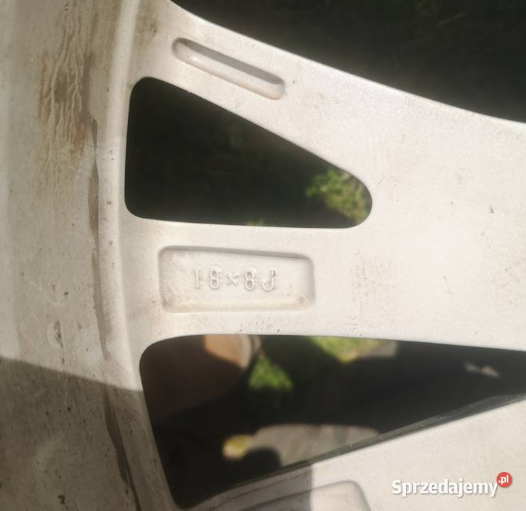 felgi do Toyota Camry 18 z oponami Dunlop Sp Konin sprzedam
