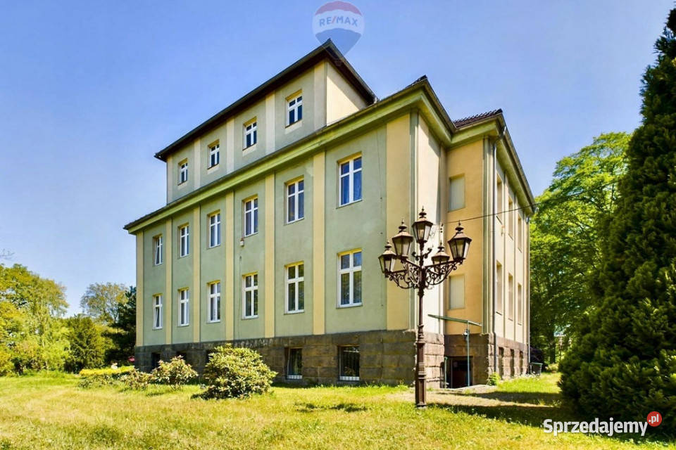 Na sprzedaż stylowa willa z dużą działką Żary sprzedam