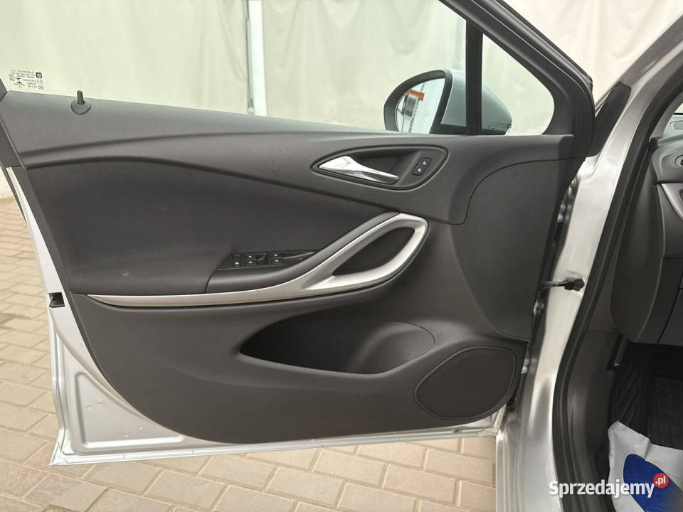 Opel Astra 16 DTE SS 110 Enjoy Salon FakturaVat srebrny Warszawa