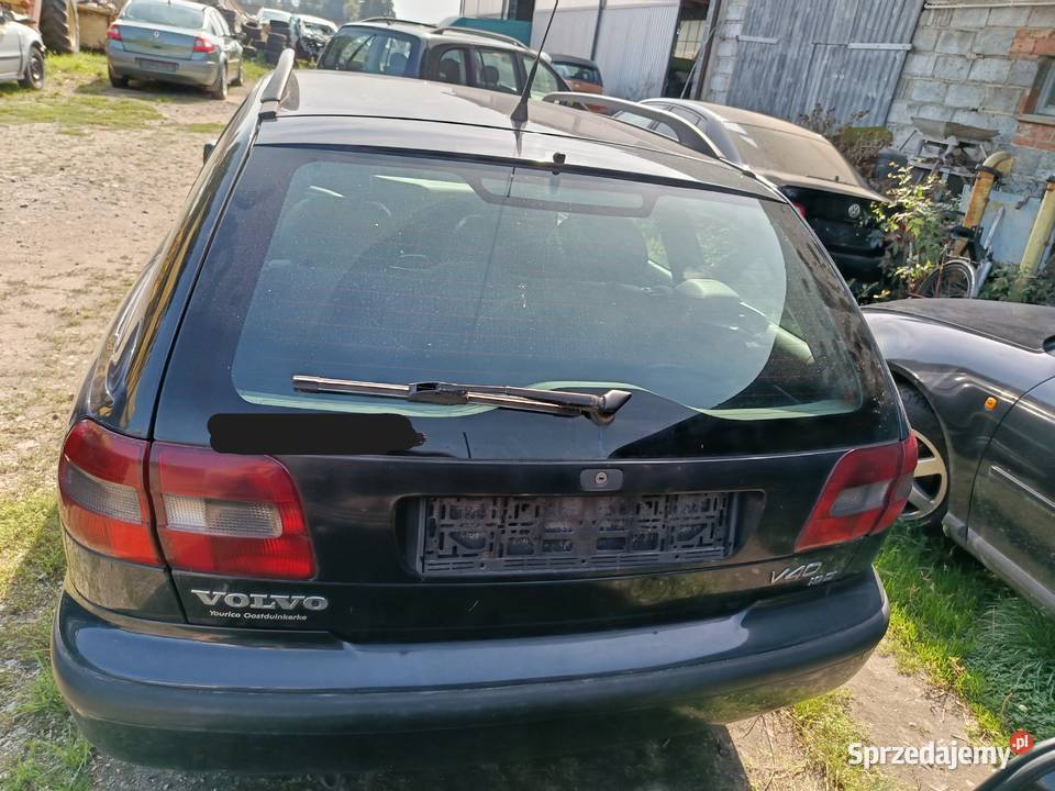 Volvo V 40 19 D 70 kW 2000 r dawca części osobowe Motoryzacja Szklarka Myślniewska