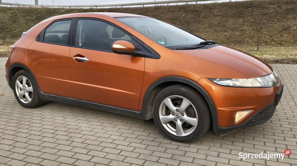 Honda Civic VIII UFO 14 benzyna 2008r z Niemiec 82KM Toruń