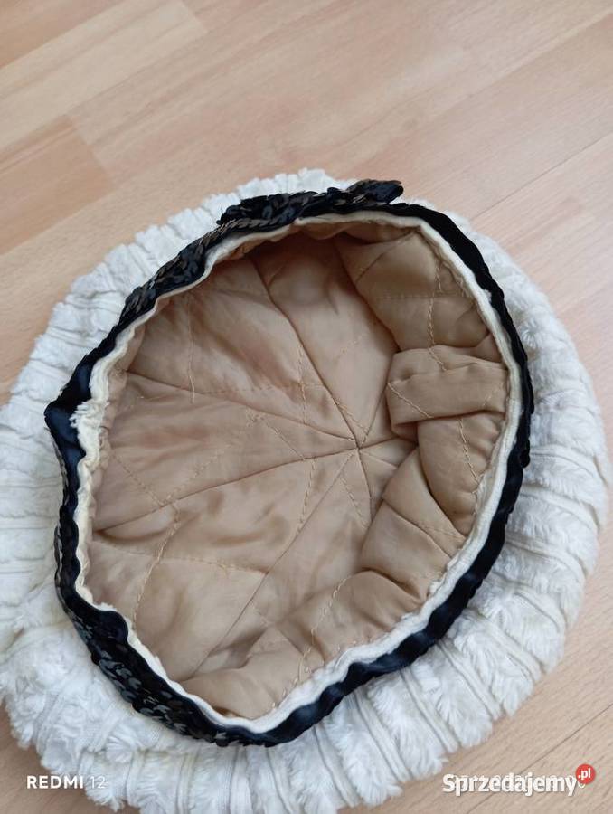 Beret ozdobiony cekinami Dla kobiet Nakrycia głowy Bytom