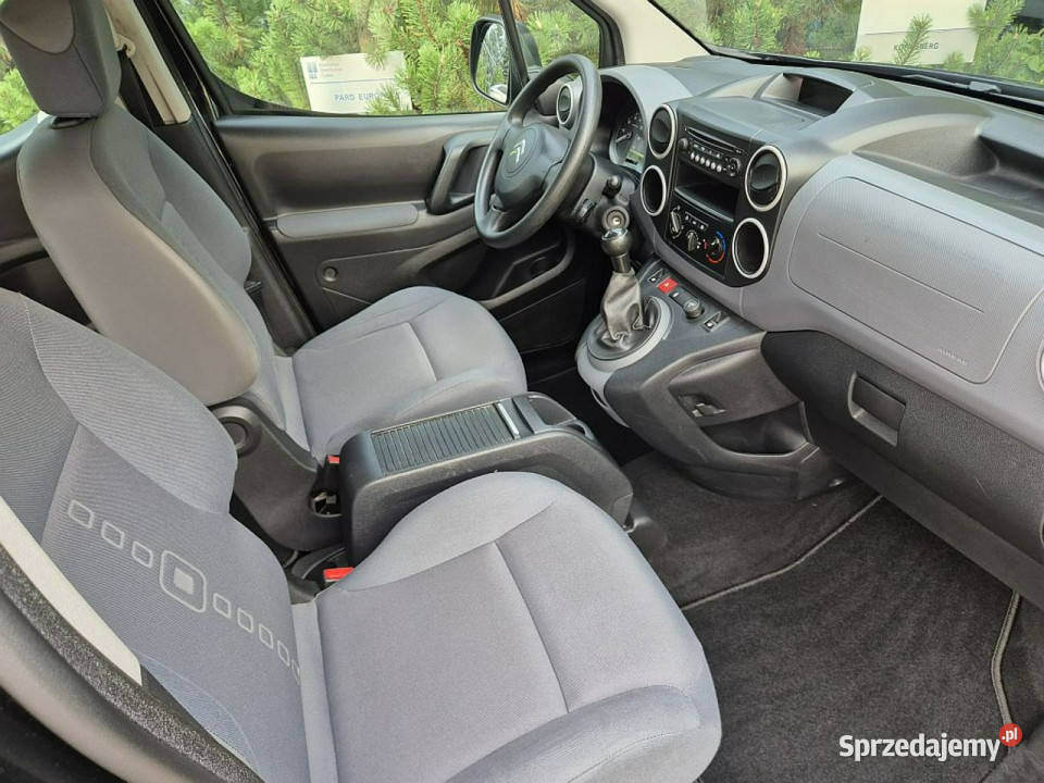 Citroen Berlingo 5 osobowy GWARANCJA 16 benzyna VAT marża Warszawa