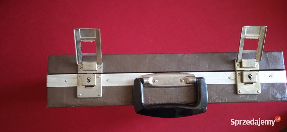 Neseser dyrektorski z czasów PRLu dolnośląskie Świdnica