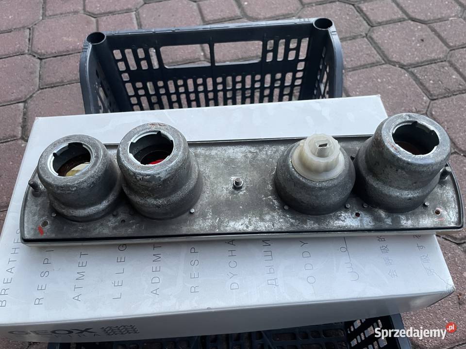 Skoda 100 110 lampa tylna używana Motoryzacja Kłodzko