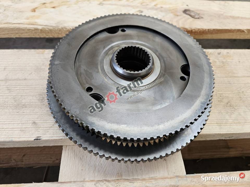 Układ planetarny skrzyni biegów Agrotron TTV