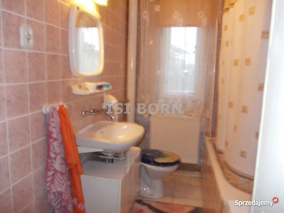 dom wolnostojący Orzech Orzech