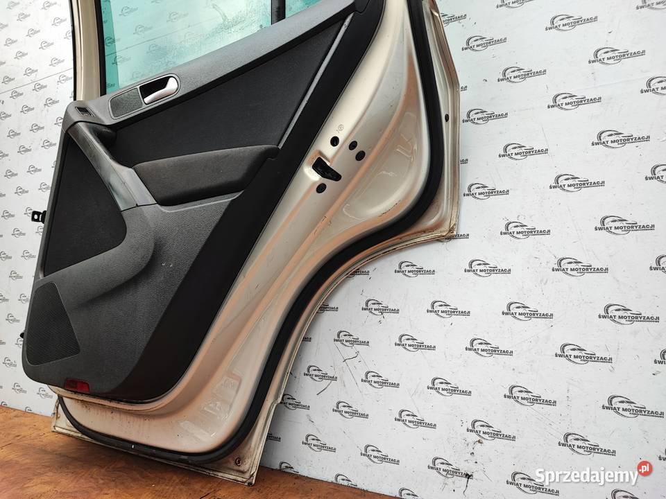 VOLKSWAGEN TIGUAN I 10r drzwi prawe tył Kielce