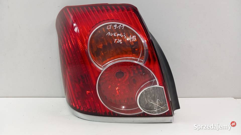 TOYOTA AVENSIS T25 HB LAMPA TYŁ LEWA Zbierkowo sprzedam