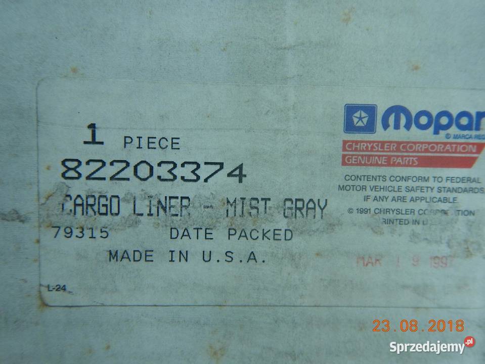 POKROWIEC BAGAŻNIKA CHEROKEE 4 DRZWIOWY