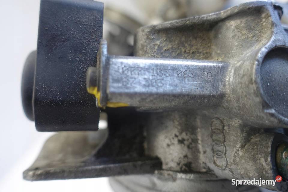PRZEPUSTNICA Audi A8 D2 42 V8 077133063AQ Chełm sprzedam