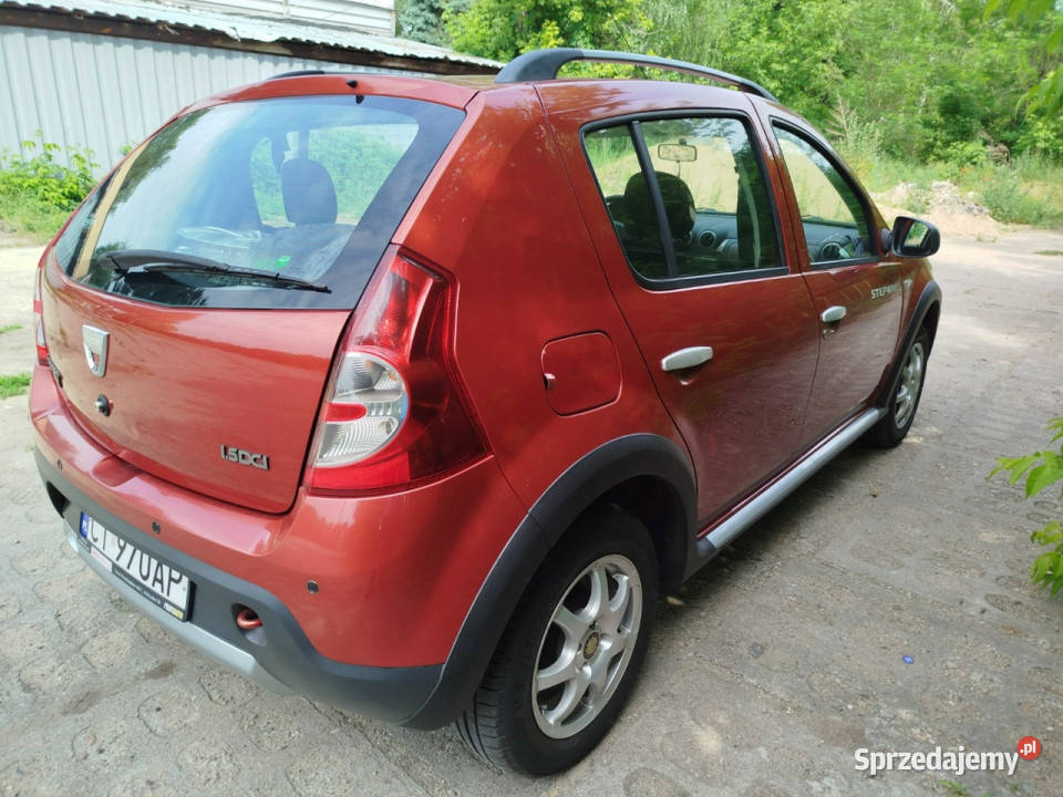 Dacia Sandero zarejestrowana wsiadać i jeżdzić Toruń