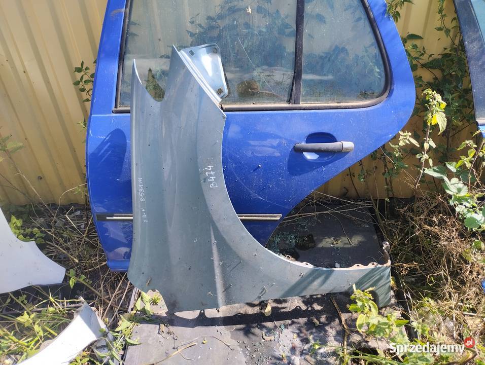 prawy błotnik honda frv frv b531m Gniew sprzedam