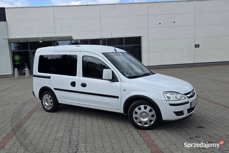 Opel Combo 16 b Cosmo osobowy super stan 1598cm3 śląskie Bytom sprzedam
