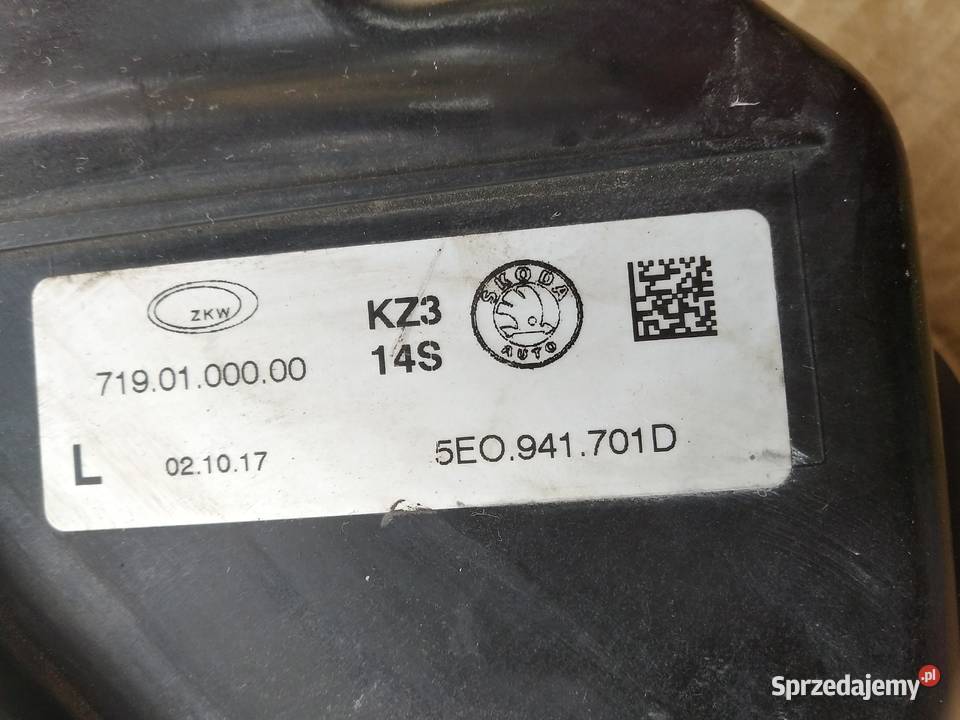 SKODA OCTAVIA III Halogen lewy 5E0941701D lewe Dębno