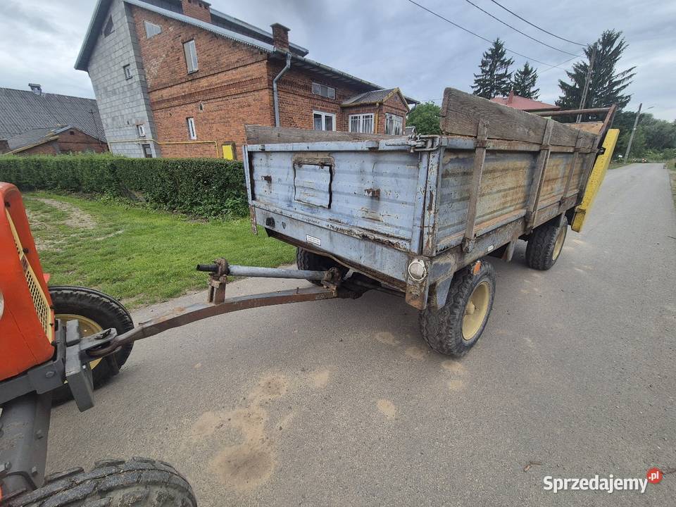 Rozrzutnik obornika dwuosiowy czarna białostocka Maszyny rolnicze Samborzec sprzedam