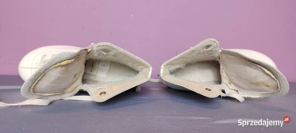 Łyżwy Botas figurowe rozmiar 33 wkładka 215 77 Jasień