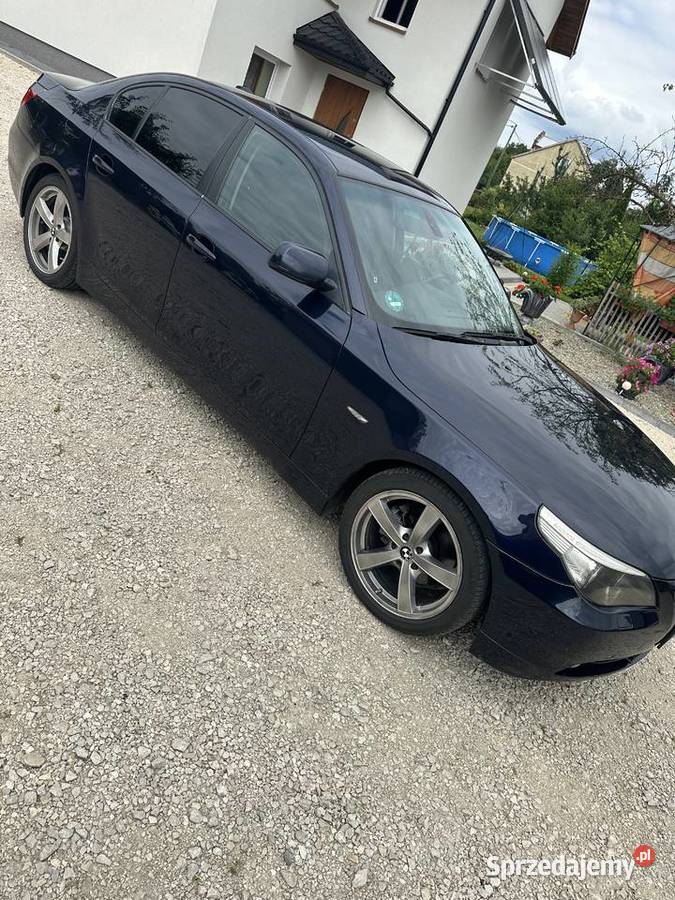 BMW E60 520i 22 BenzynaLPG 170KM Chotel Czerwony