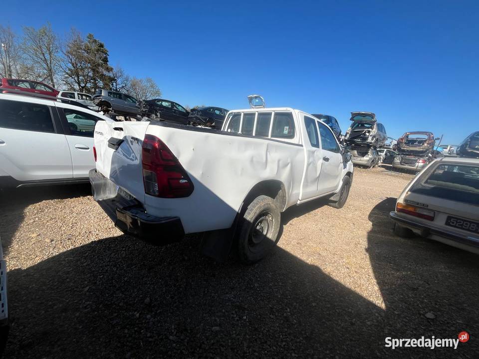 TOYOTA Hilux 24 D4D 150 LeCap 4WD FD750 134369km Przemyśl