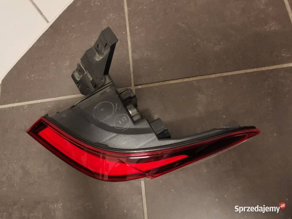 Honda HRV 3 2024 tylne prawe zewnętrzne światło Pielgrzymka