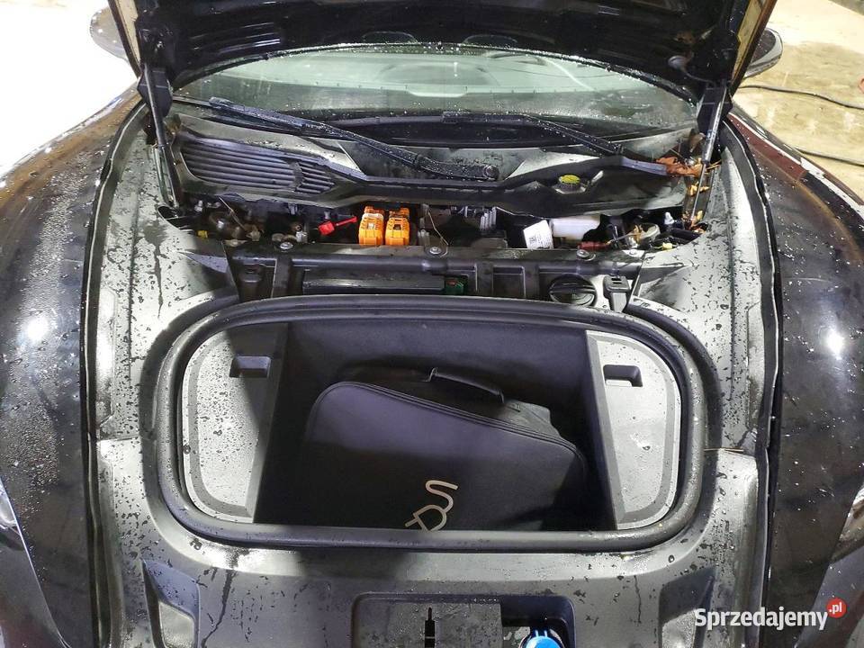 2023 PORSCHE TAYCAN Taycan Częstochowa