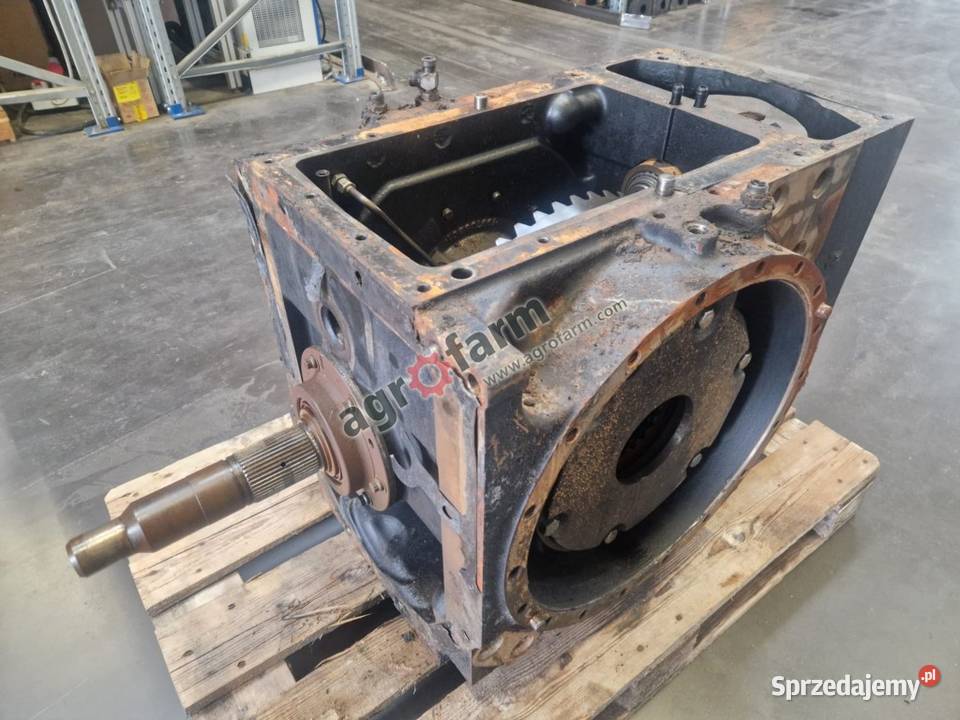 Tylny most Case Magnum MX 240 245 270 275 Skrzynia biegów Byków sprzedam