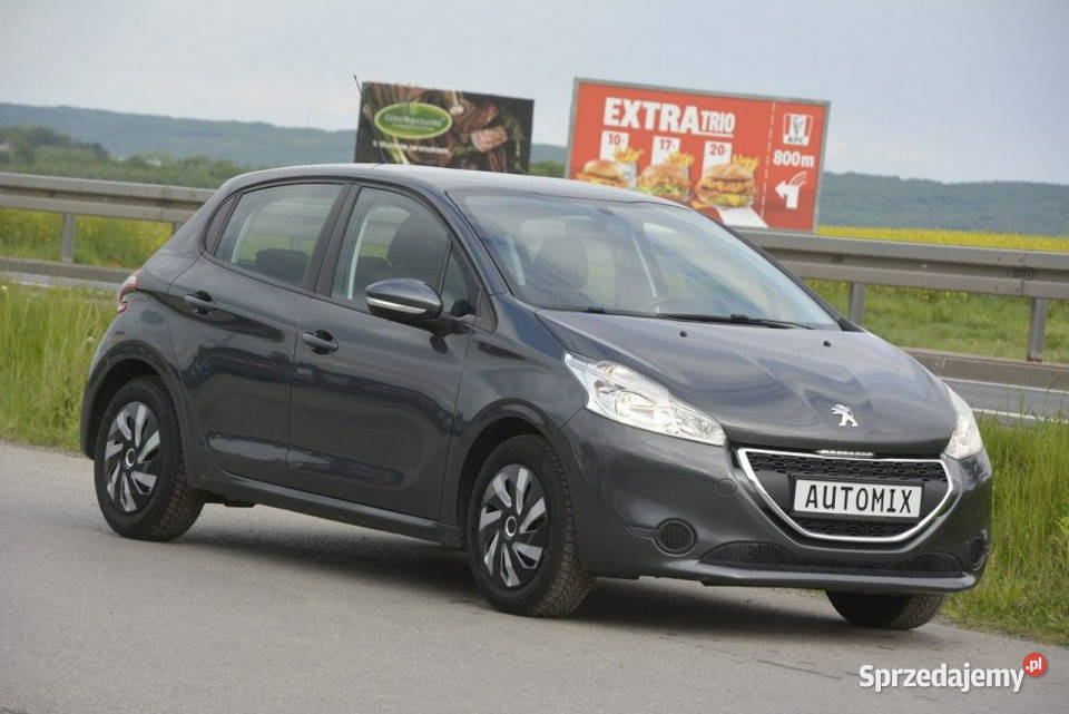 Peugeot 208 12 Benzyna doinwestowany nawigacja 4/5 Sędziszów Małopolski sprzedam