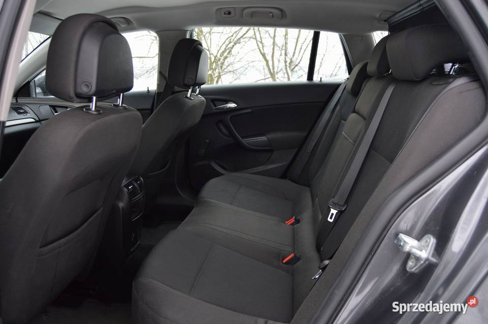 OPEL INSIGNIA SPORTS TOURER 20 CDTI NAVI 2010r Długołęka sprzedam