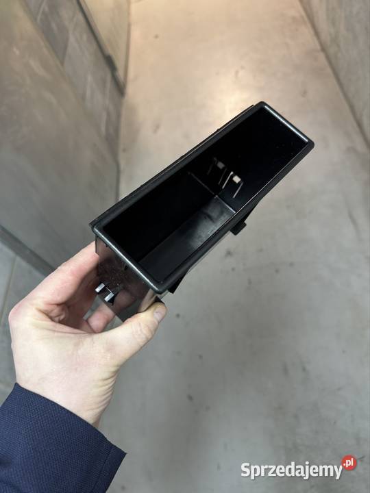 Volvo 850 kieszeń półka radio