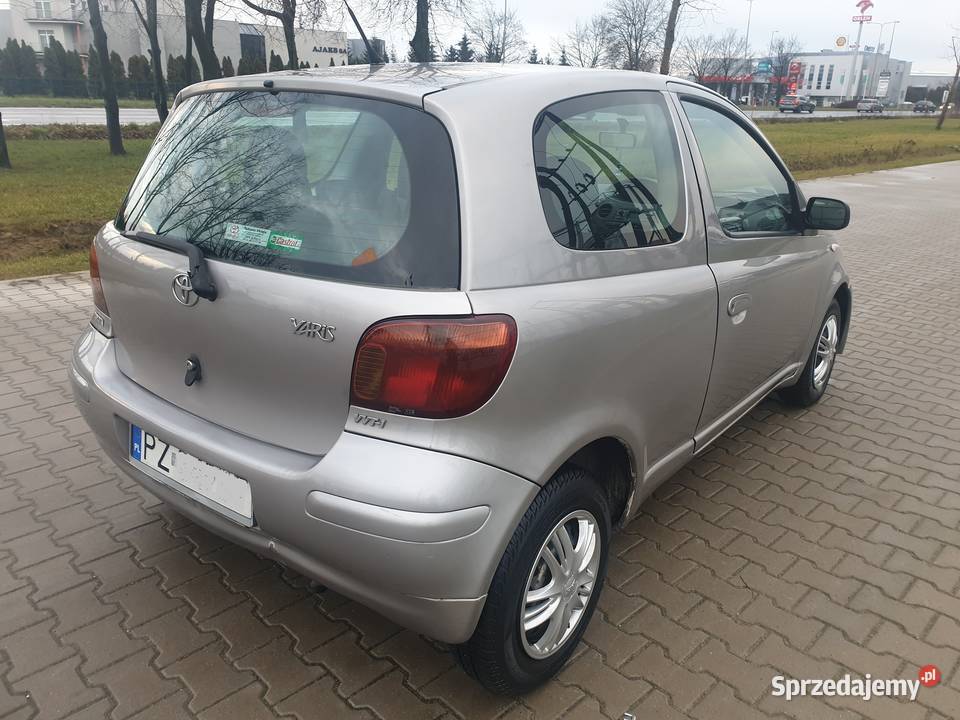 Toyota Yaris 10 Benzyna 2003r Salon 5 osobowy 65 Yaris Poznań