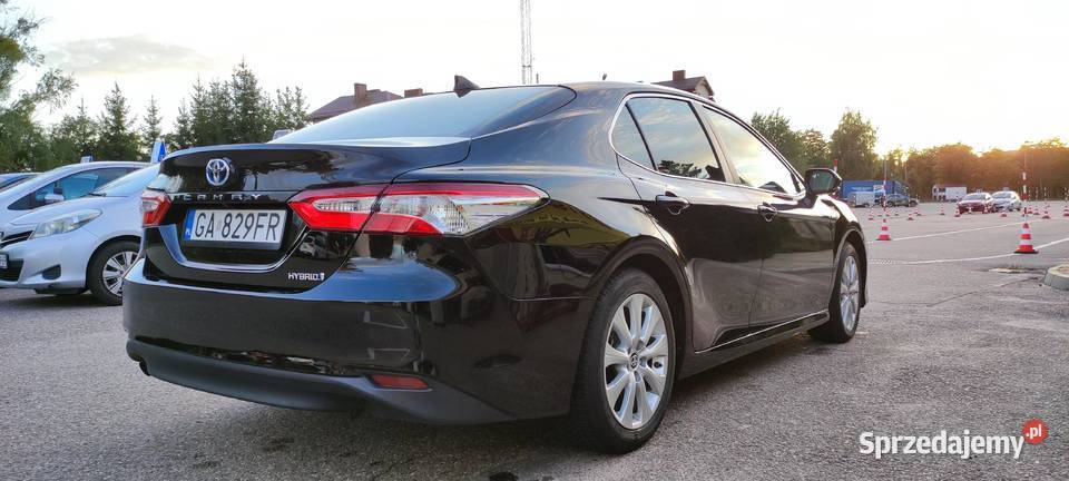 Toyota camry 25 hybrid 218KM