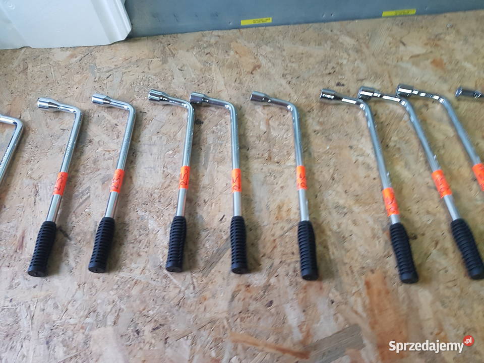 KLUCZ GIĘTY 1917 DO KÓŁ SAMOCHODOWYCH SAMOCHODU Głogowa sprzedam