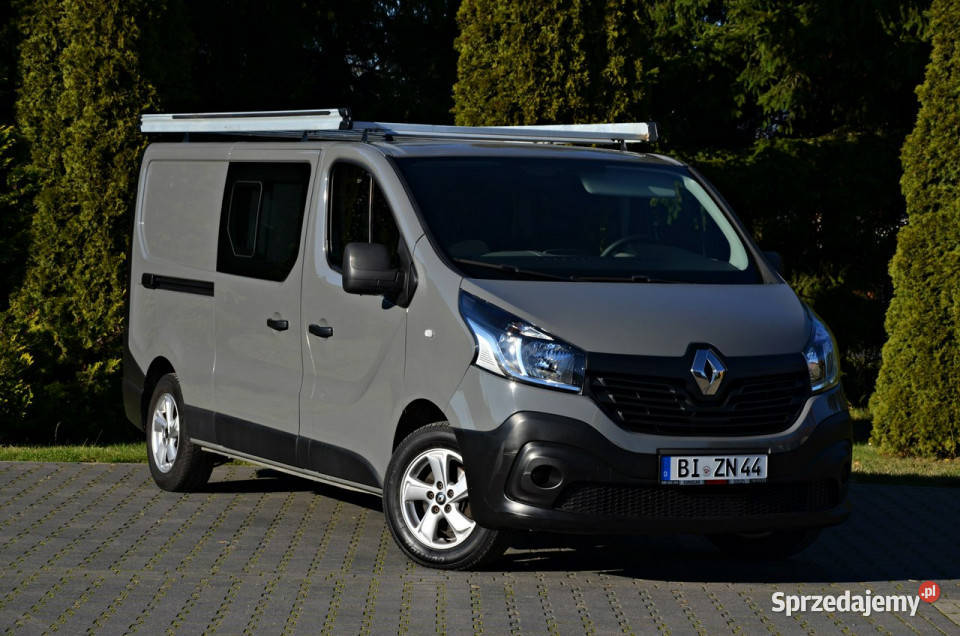 Renault Trafic 16 DCI 120 6cio Osobowy III 2014 mazowieckie Ostrów Mazowiecka sprzedam