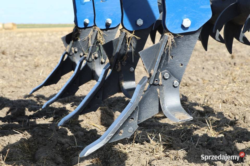 Pług dłutowy U624 szer 3m Proszówka