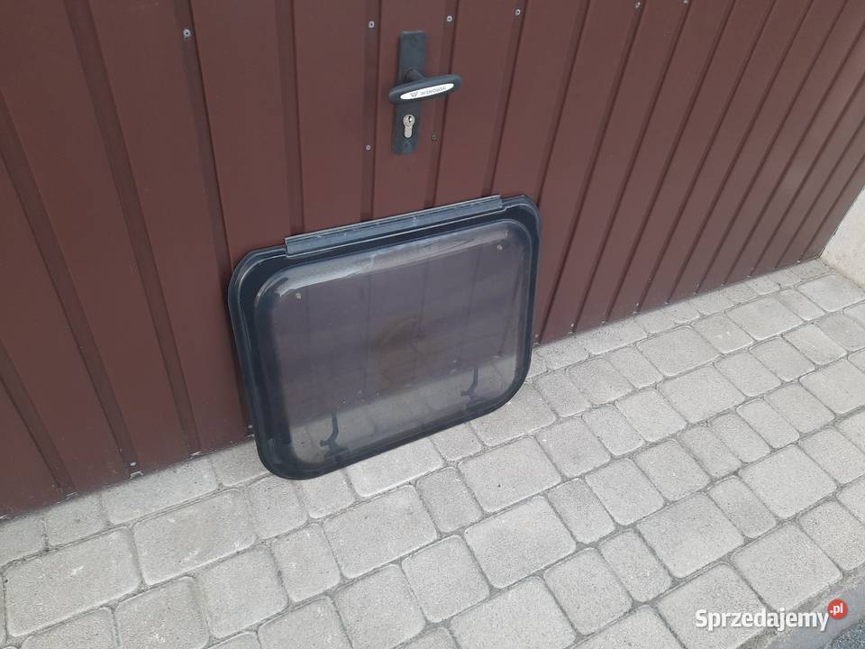 Okno do przyczepy kempingowej kampera