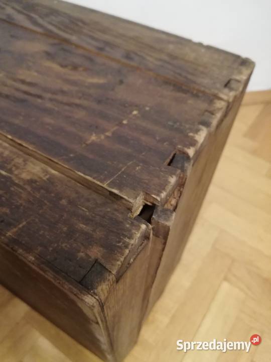 Drewniany Kufer Antyk